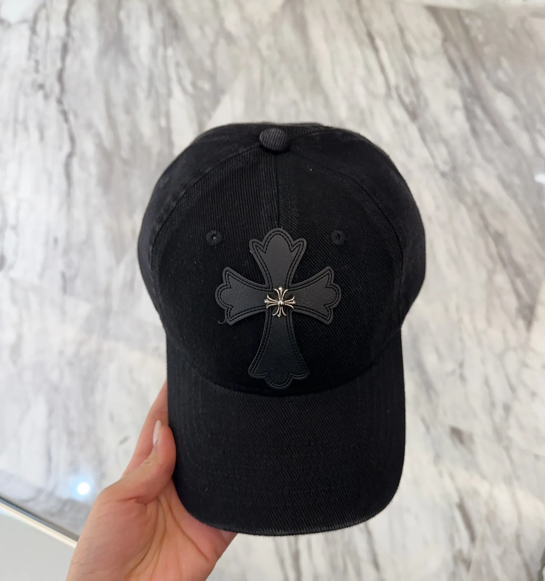 💰60 Chrome Hearts 💓Early spring Korean style fashion retro distressed hole hat wear design versatile baseball cap peaked cap